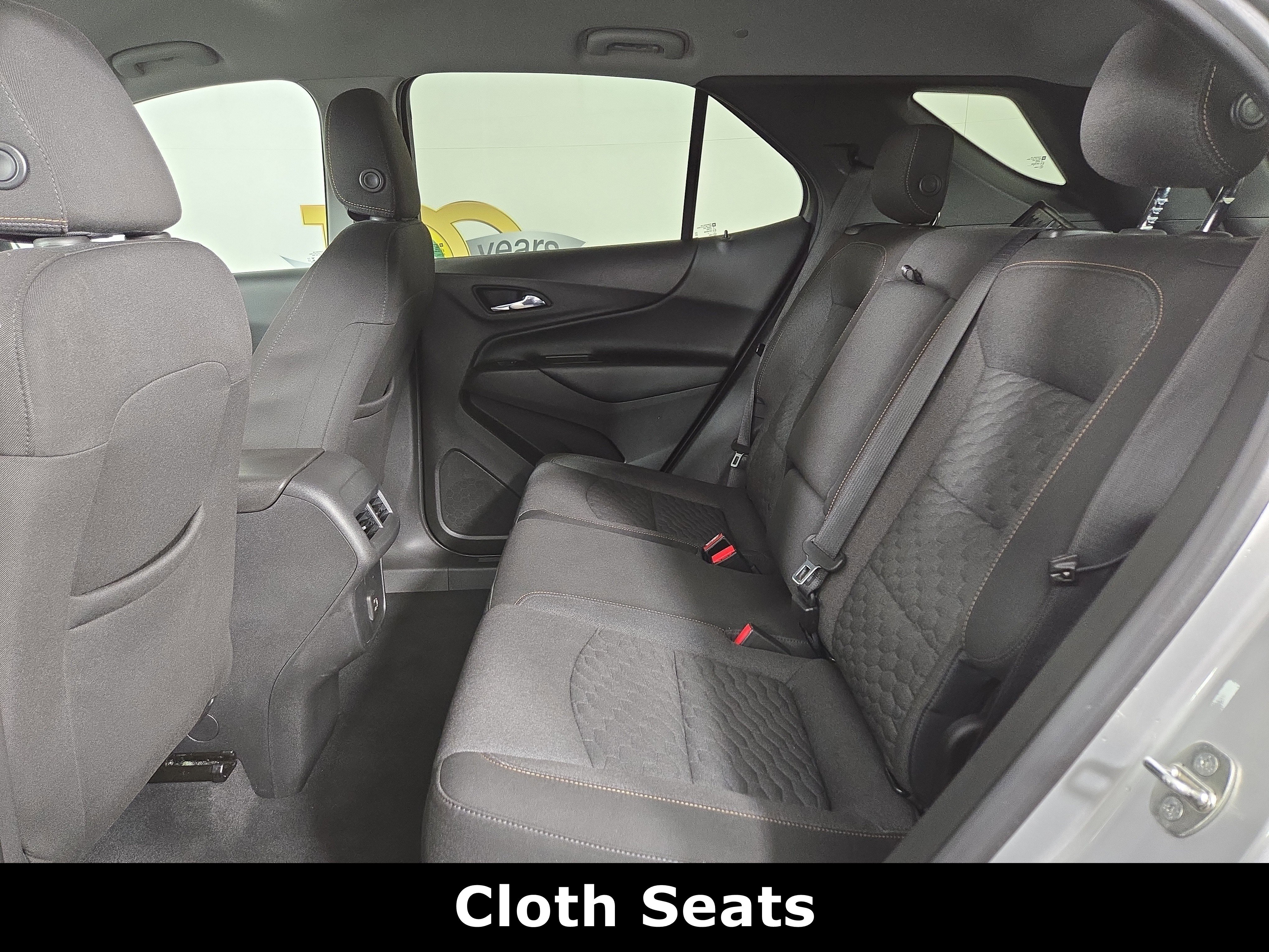 Used 2020 Chevrolet Equinox LT w/ Driver Convenience Package image 12