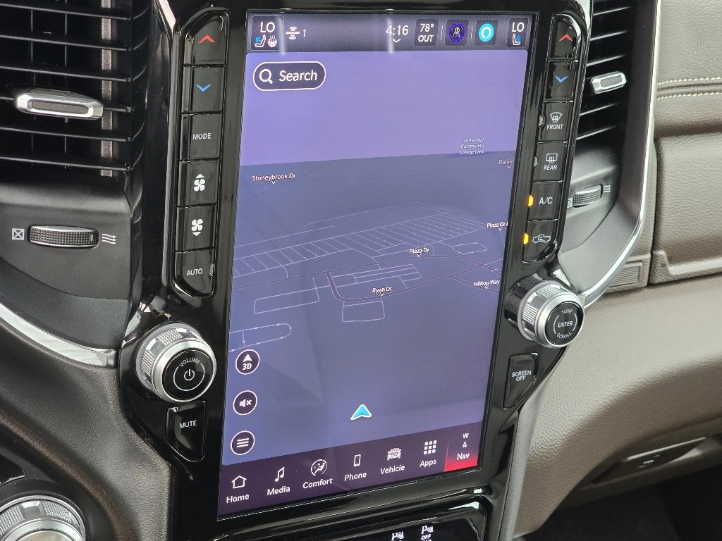 Used 2025 RAM 1500 Laramie image 4