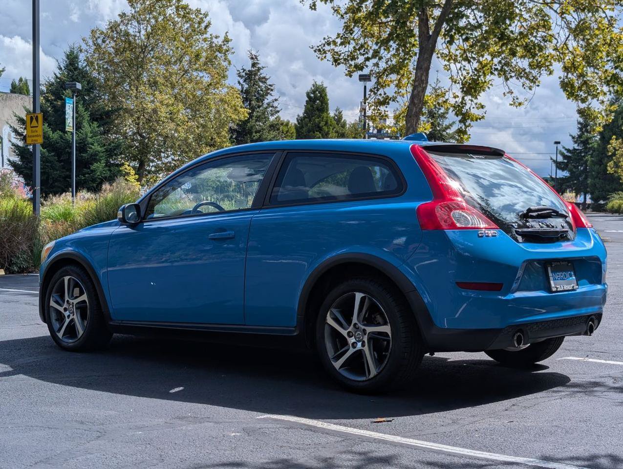 Used 2013 Volvo C30 T5 R-Design FWD image 5