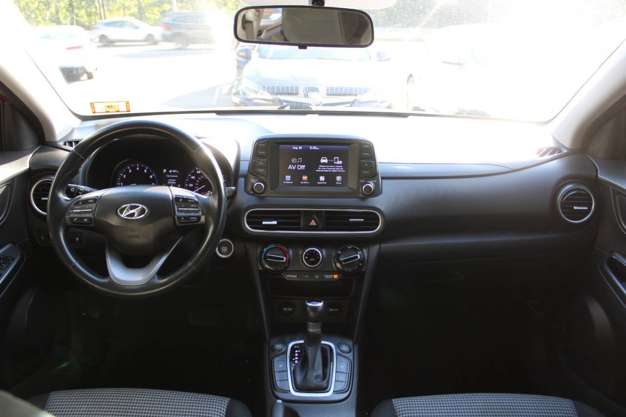 Used 2018 Hyundai Kona SEL image 31