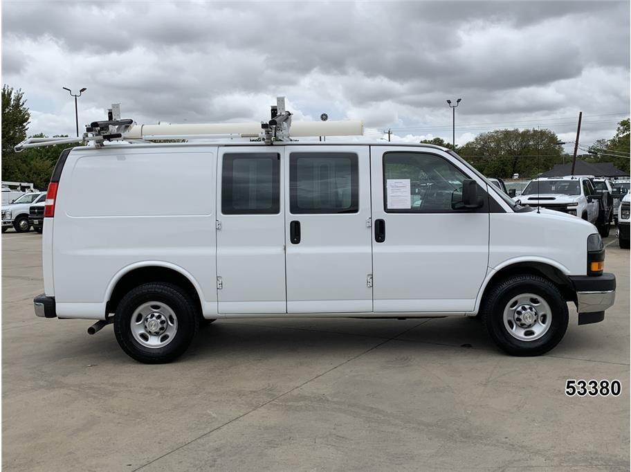 Used 2021 Chevrolet Express 2500 w/ Driver Convenience Package RWD image 5