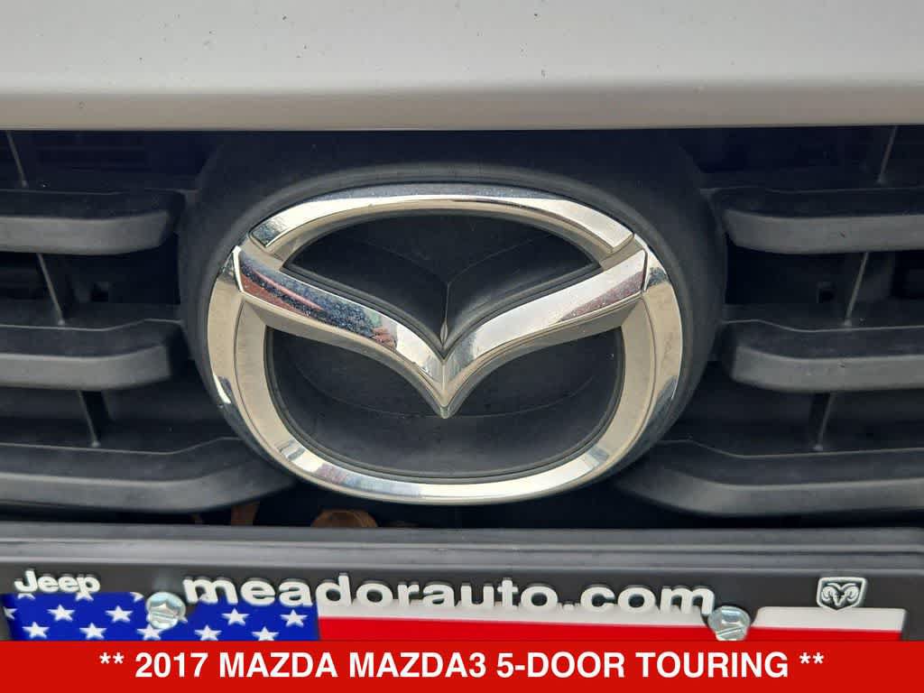 Used 2017 MAZDA MAZDA3 Touring FWD image 11
