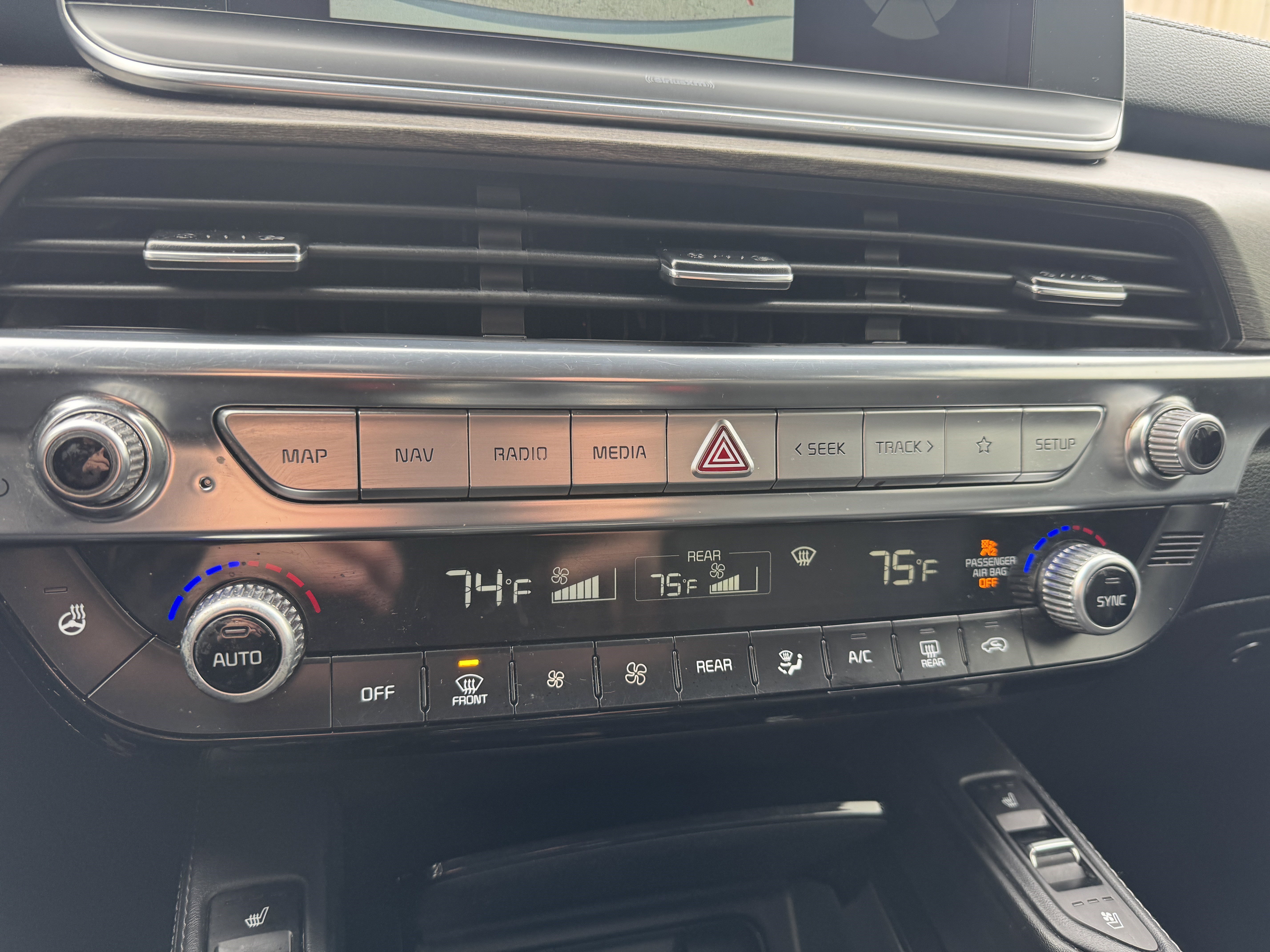 Used 2022 Kia Telluride EX w/ EX Premium Package image 27