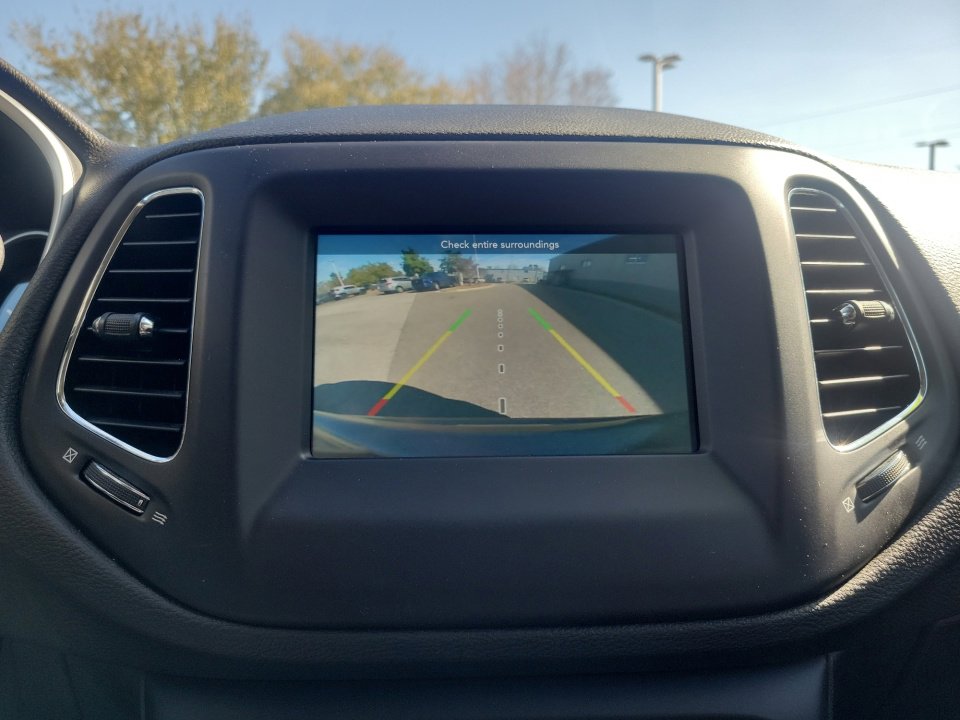 Used 2019 Jeep Compass Latitude w/ Popular Equipment Group image 23