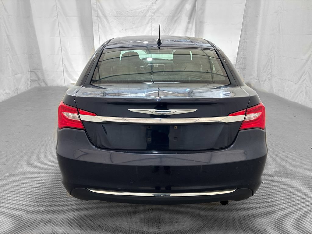 Used 2012 Chrysler 200 Touring w/ Cold Weather Group FWD image 5