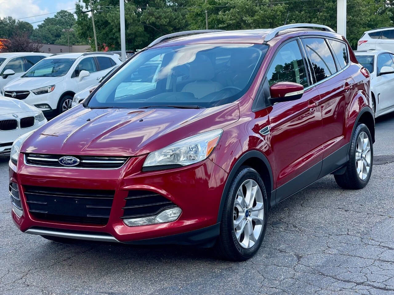 Used 2016 Ford Escape Titanium image 3