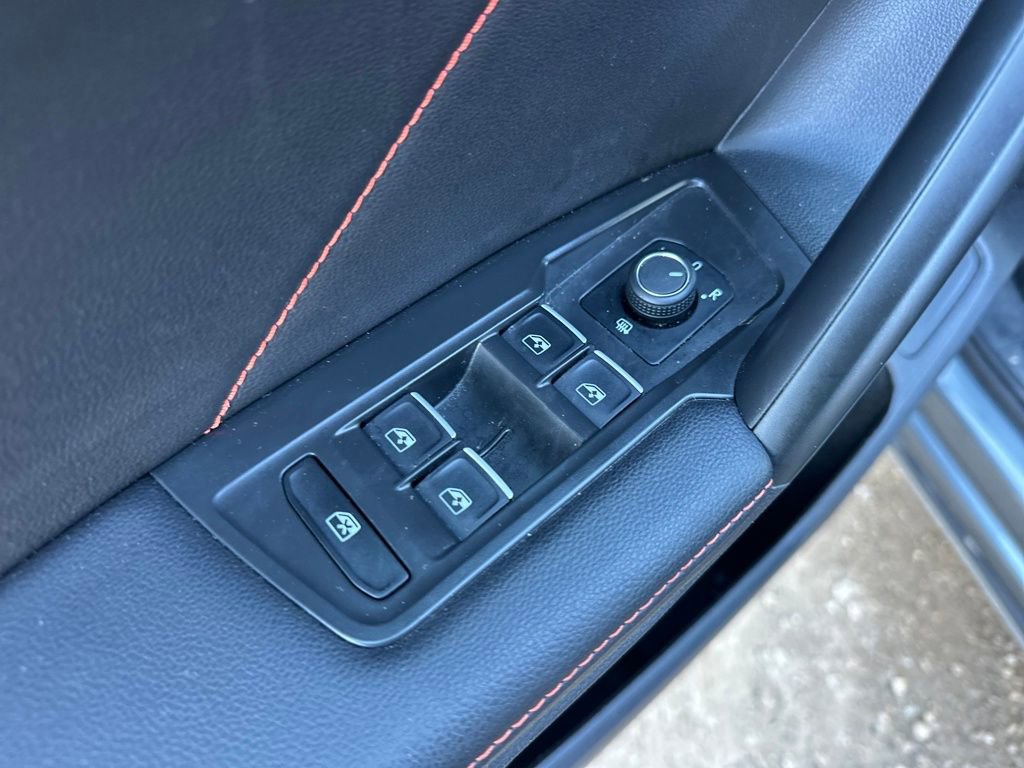 Used 2024 Volkswagen Tiguan Wolfsburg Edition image 8