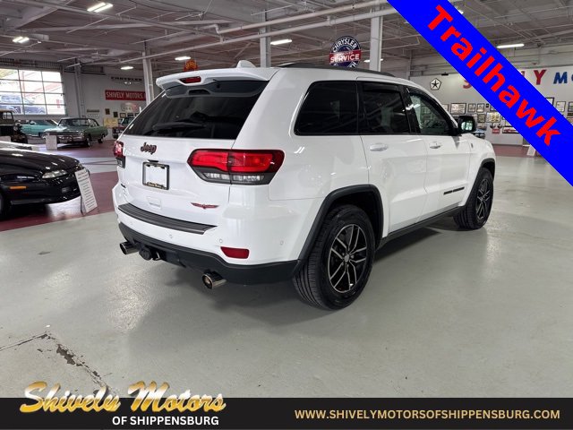 Used 2018 Jeep Grand Cherokee Trailhawk image 5
