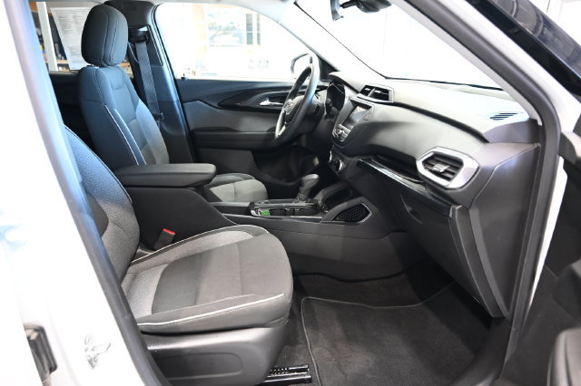 Used 2023 Chevrolet TrailBlazer LT FWD image 10