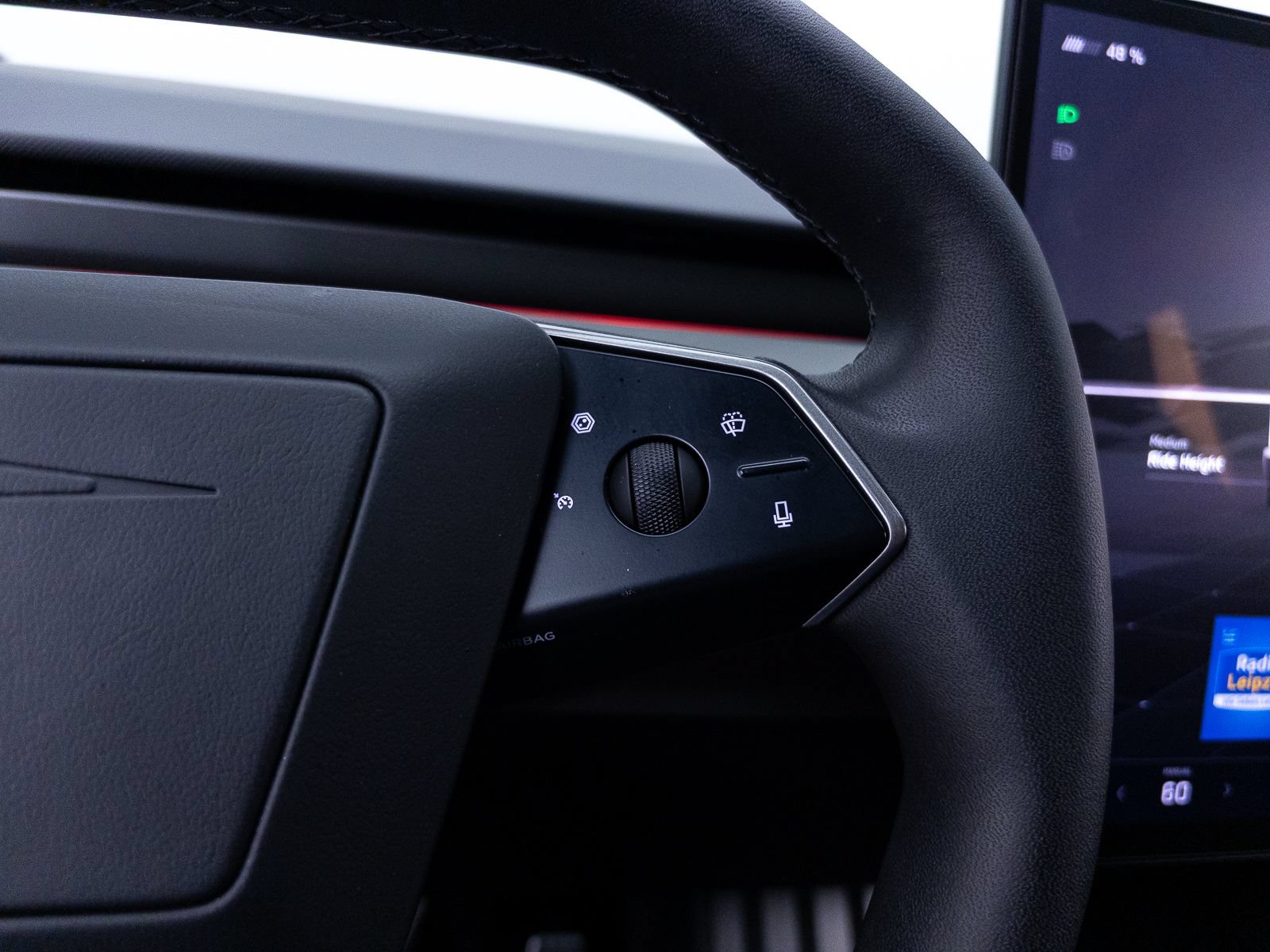 Used 2024 Tesla Cybertruck AWD Crew Cab image 31