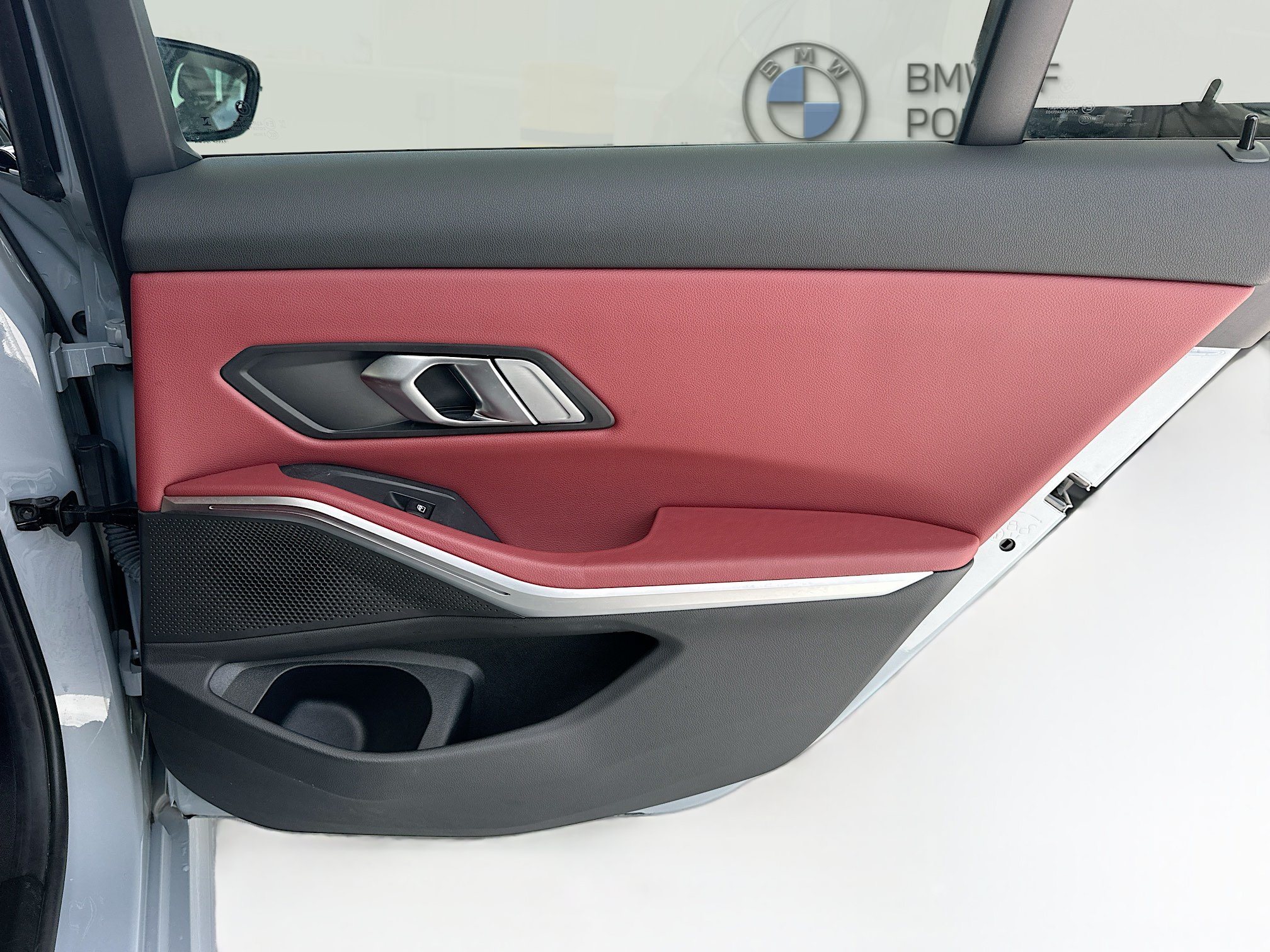 Used 2023 BMW 330i Sedan w/ M Sport Package RWD image 27