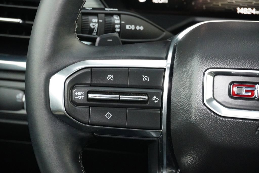 Used 2024 GMC Acadia Elevation FWD image 18