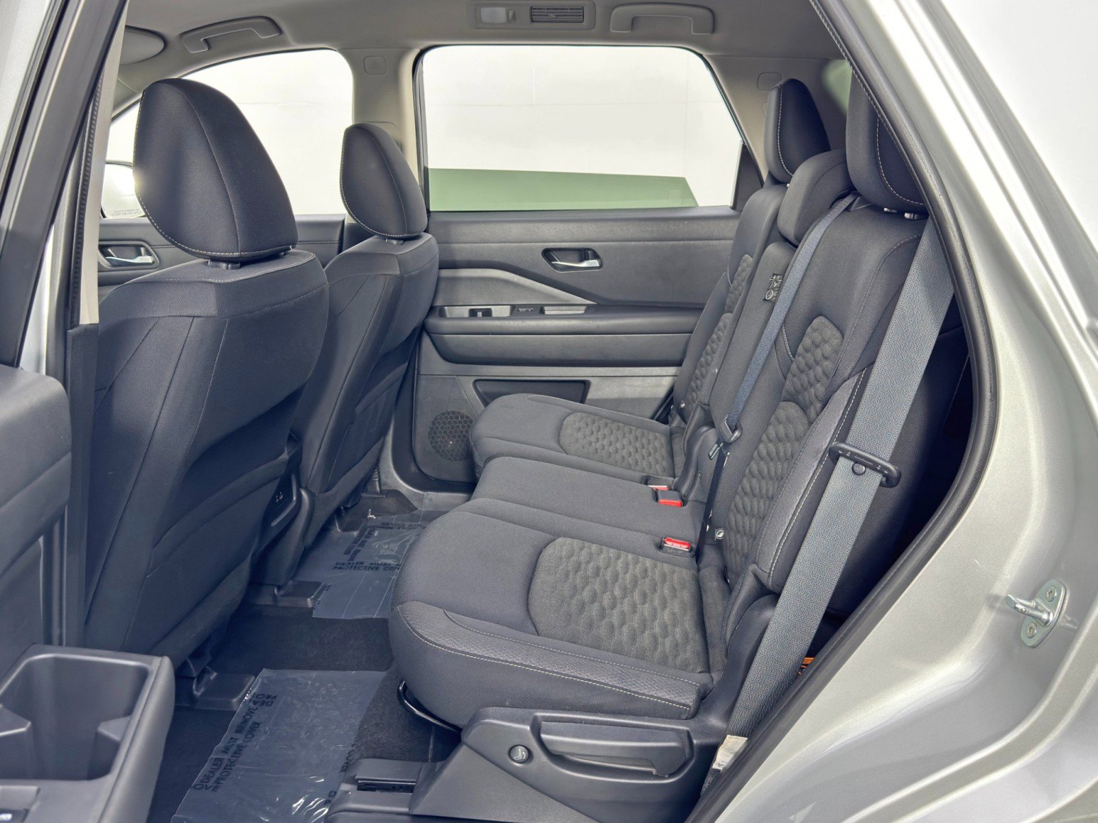 Used 2022 Nissan Pathfinder SV image 38