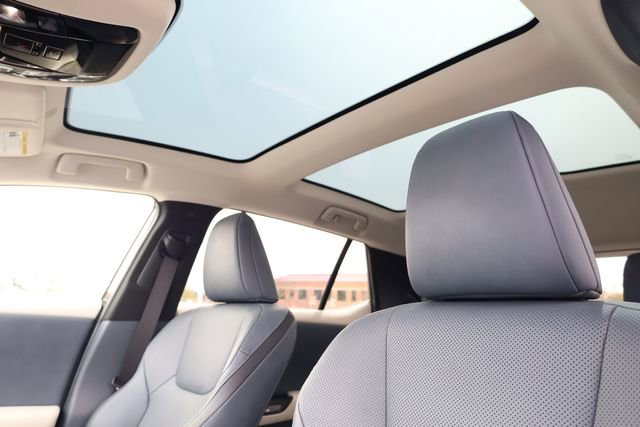 Used 2023 Lexus RZ 450e Premium w/ Technology Package image 23