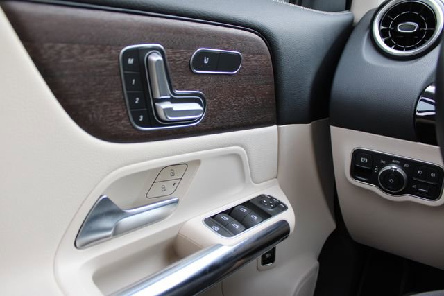 Used 2021 Mercedes-Benz GLA 250 4MATIC image 12