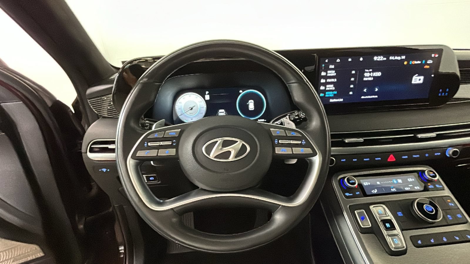 Used 2024 Hyundai Palisade Calligraphy FWD image 17