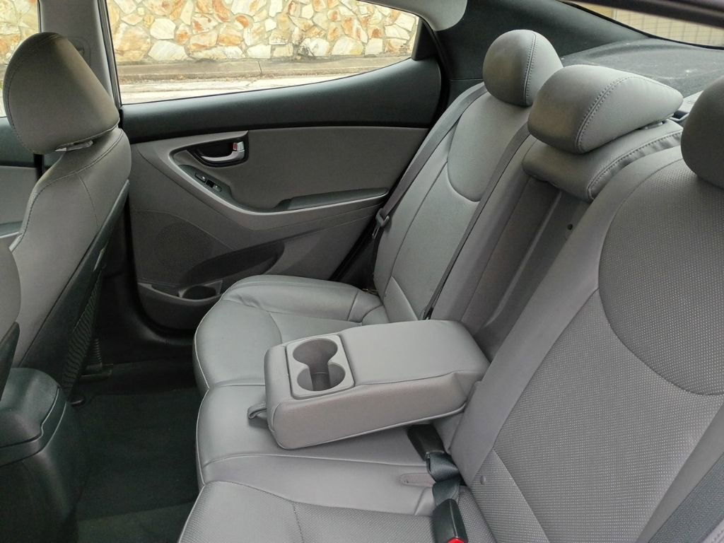 Used 2014 Hyundai Elantra Limited image 17