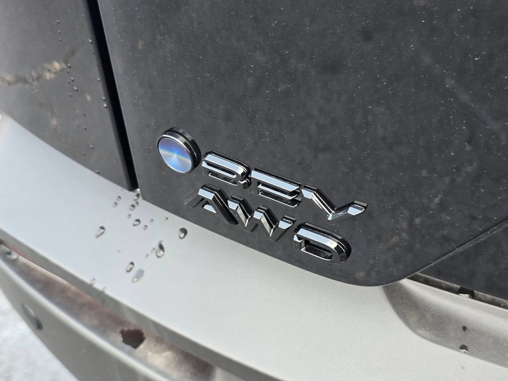 New 2026 Toyota C-HR AWD/4WD image 11