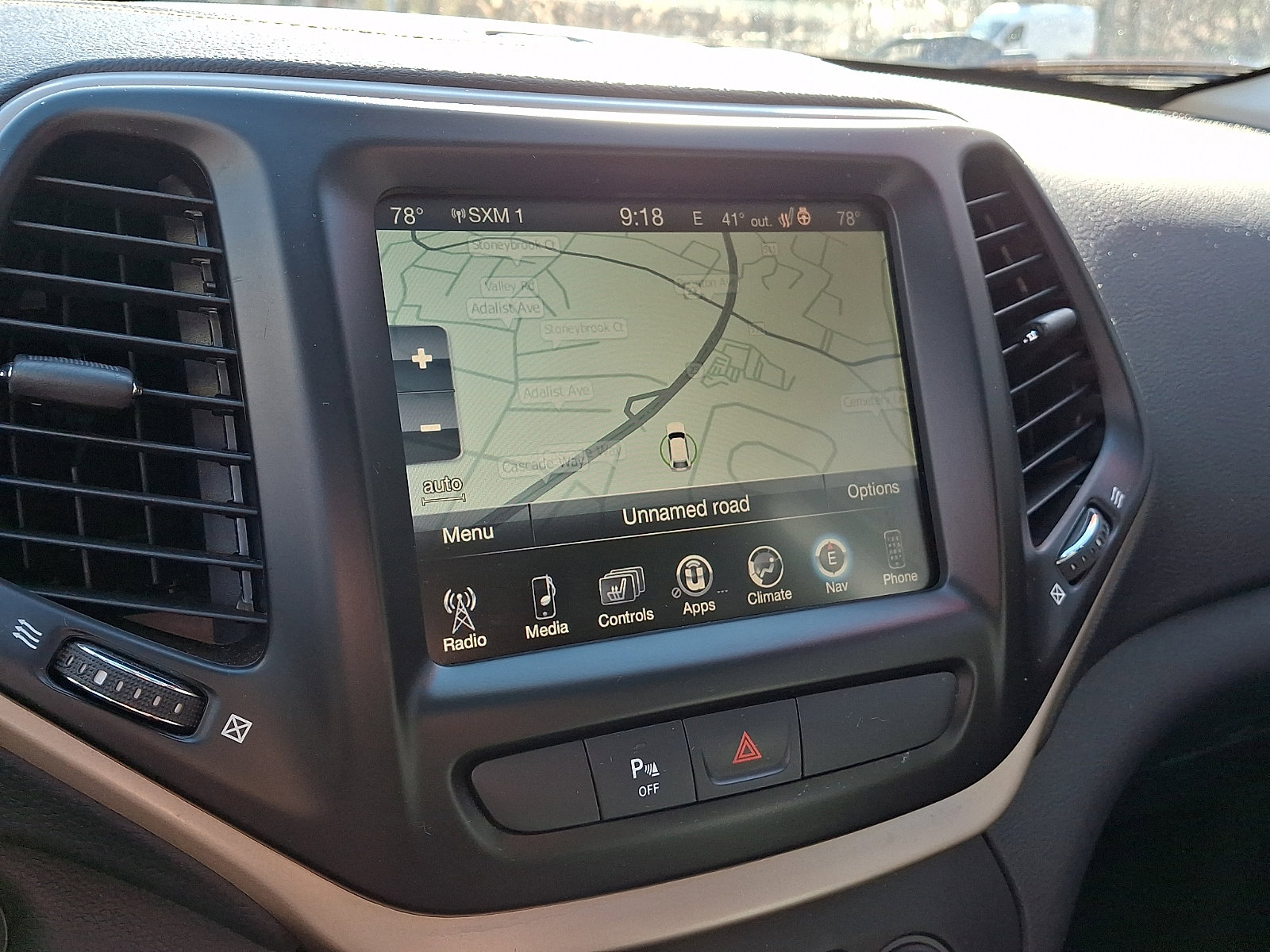 Certified 2016 Jeep Cherokee Limited w/ Luxury Group image 19