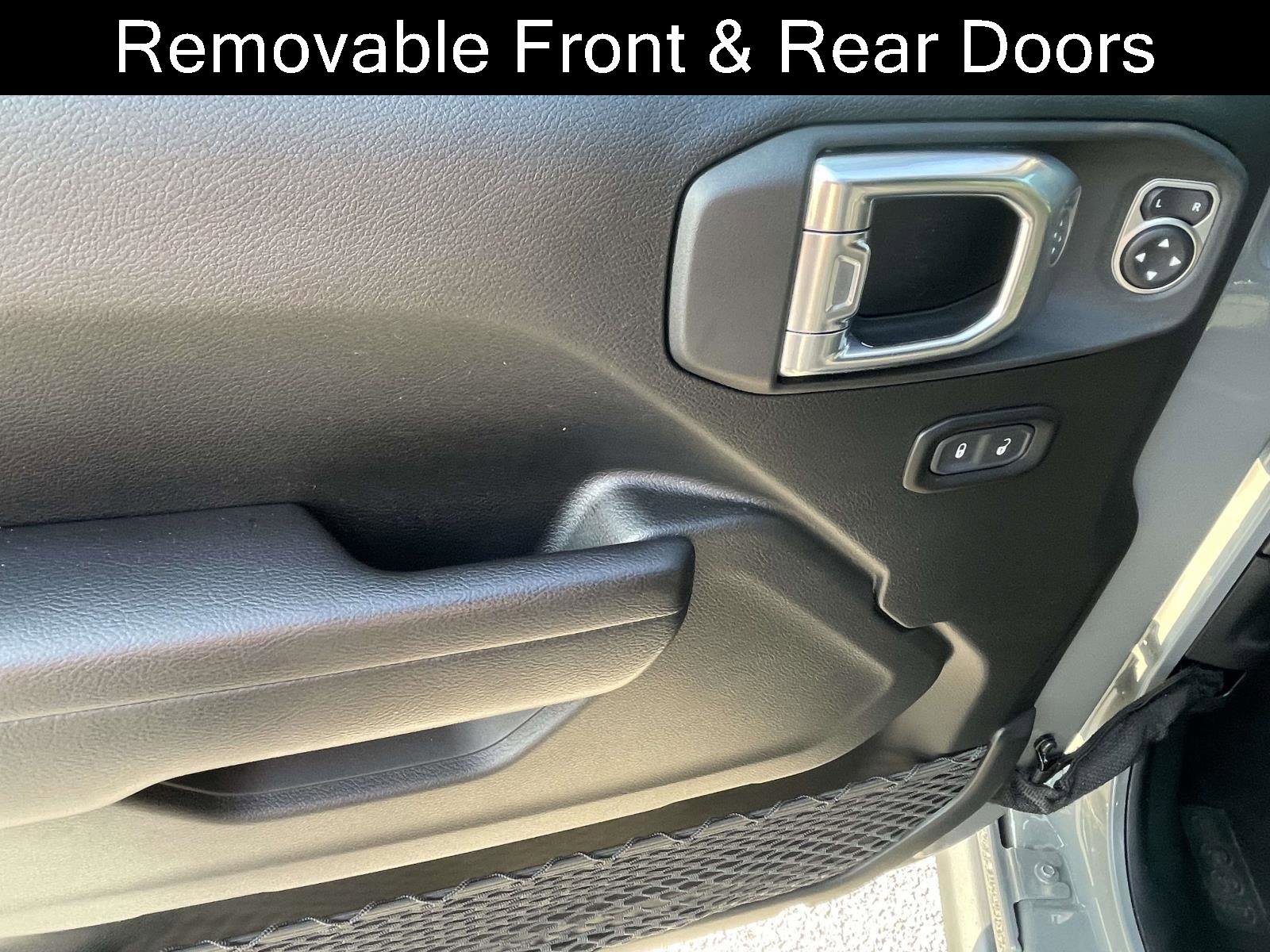 Used 2021 Jeep Wrangler Unlimited Sport image 15