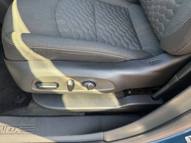 Used 2019 Chevrolet Equinox LT FWD image 36