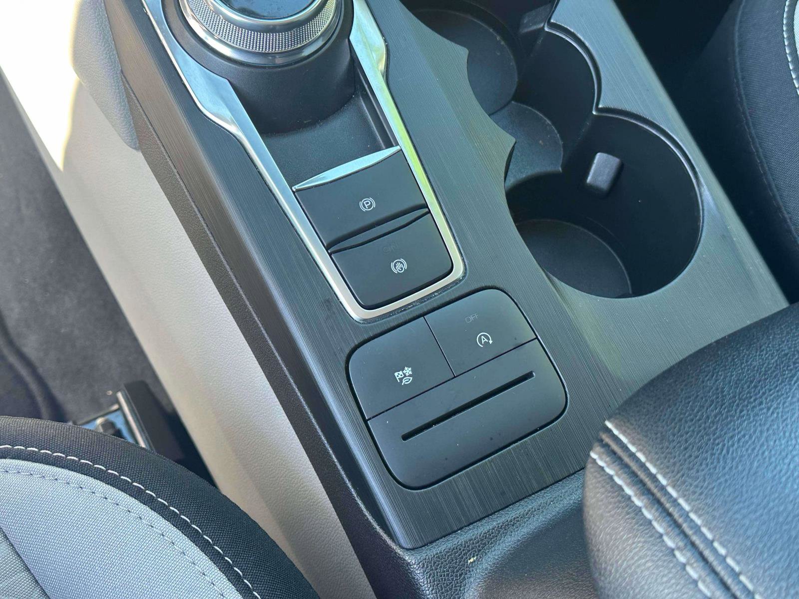 Used 2024 Ford Escape Active image 30