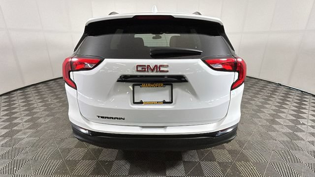 Used 2021 GMC Terrain SLE w/ Driver Convenience Package FWD image 3