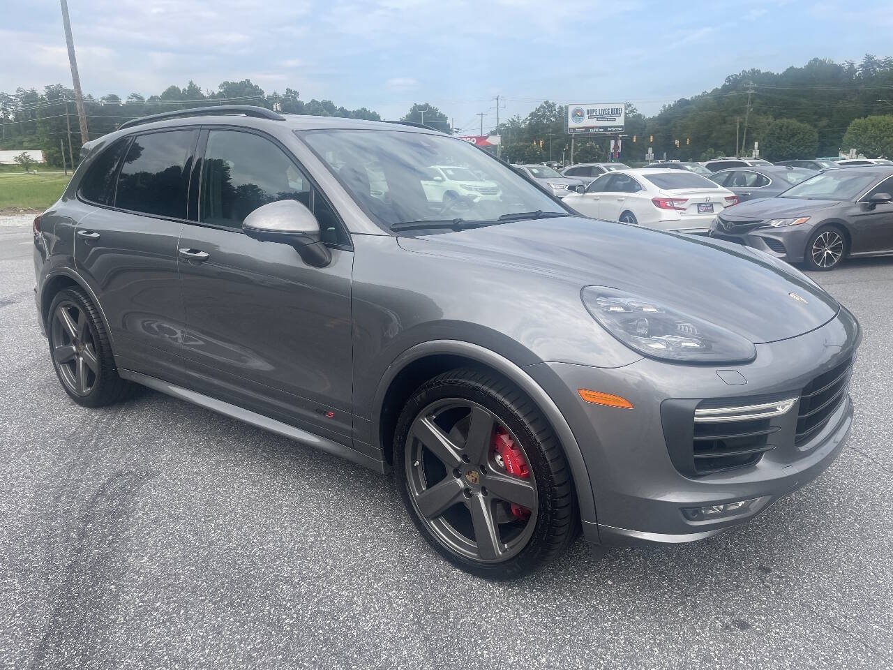 Used 2016 Porsche Cayenne GTS AWD/4WD image 6
