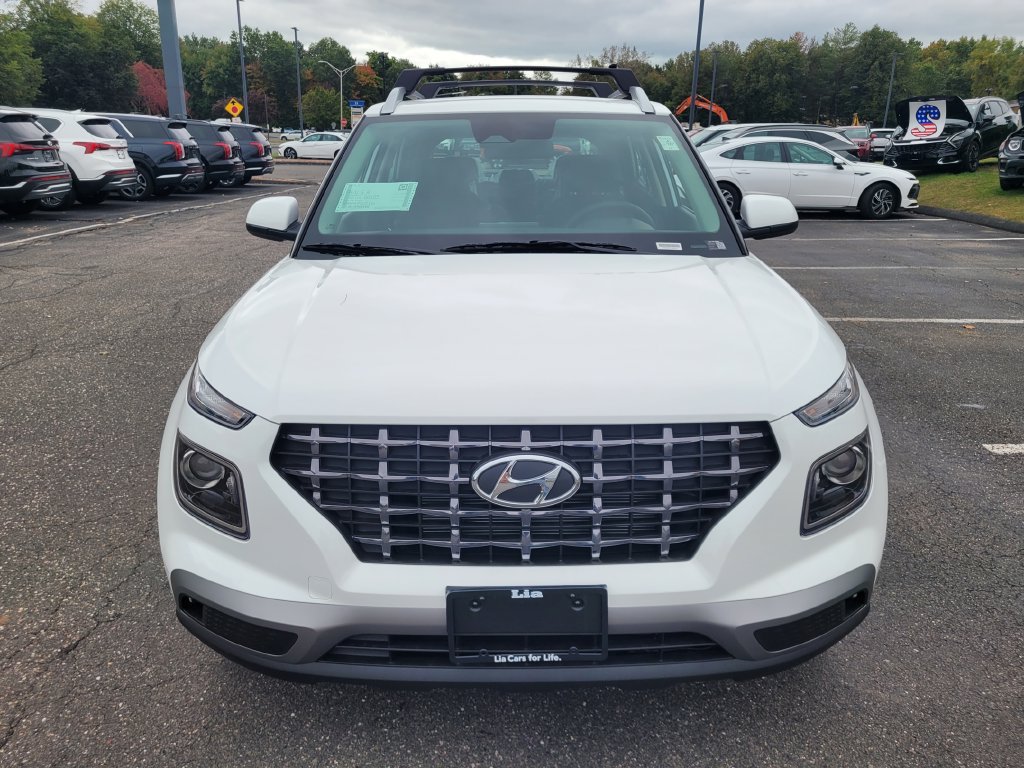 New 2026 Hyundai Venue SEL FWD image 9