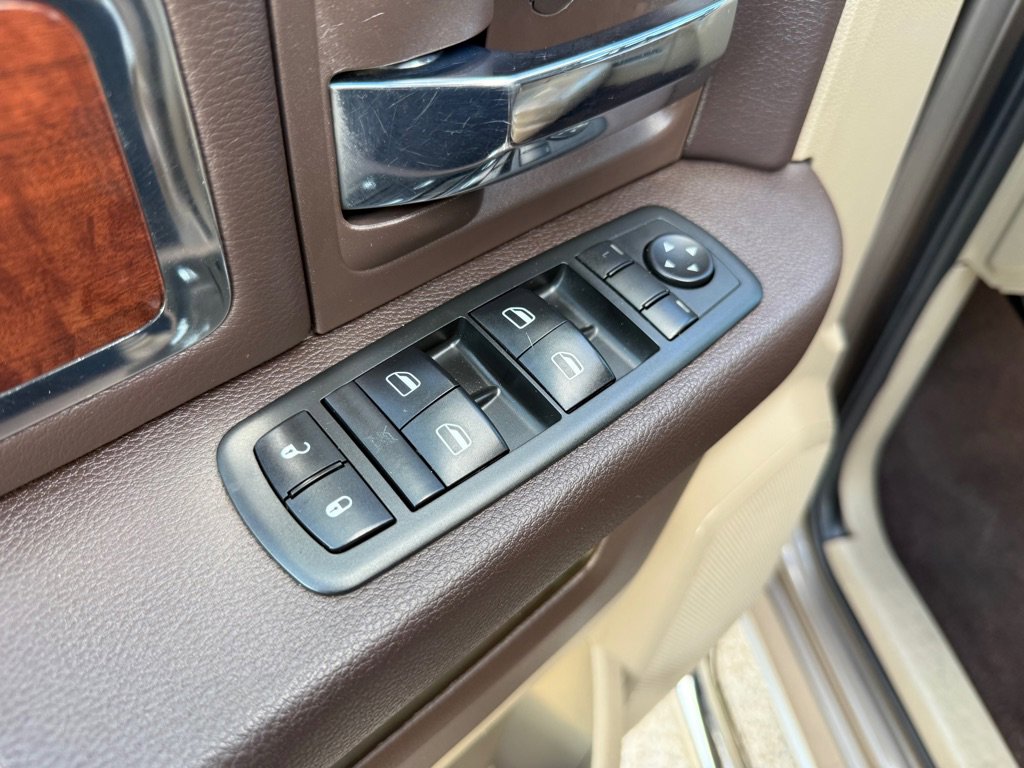 Used 2009 Dodge Ram 1500 Truck Laramie image 22