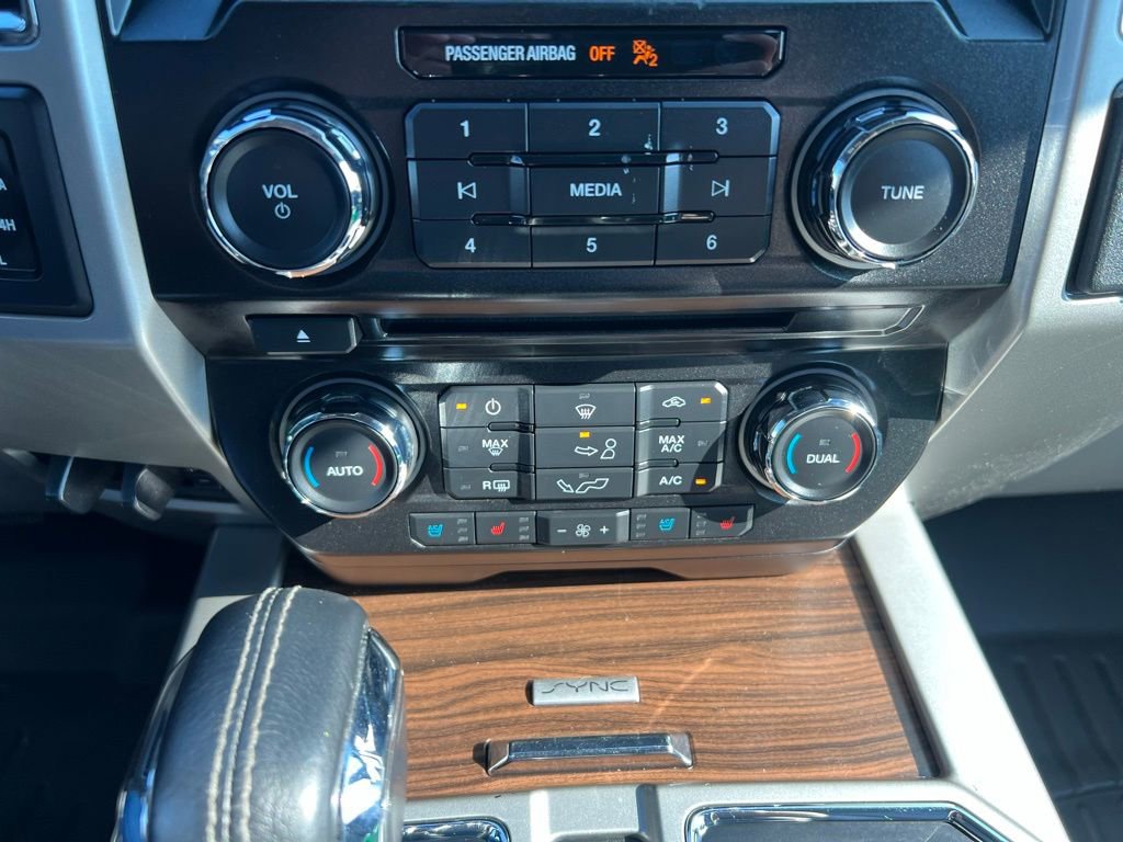 Used 2015 Ford F150 Lariat image 30