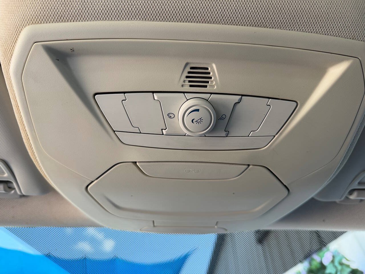 Used 2014 Ford Focus SE w/ Equipment Group 201A FWD image 19