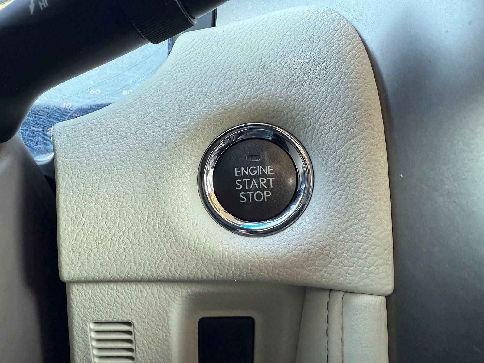 Used 2017 Lexus GX 460 image 33