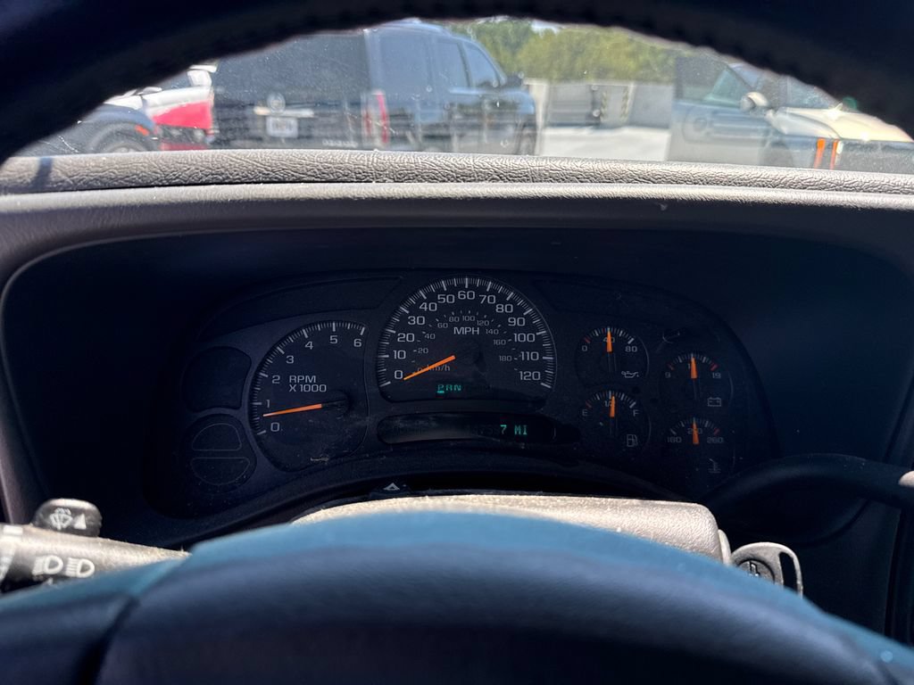 Used 2003 Chevrolet Avalanche 4x4 w/ Suspension Package, Off-Road image 24
