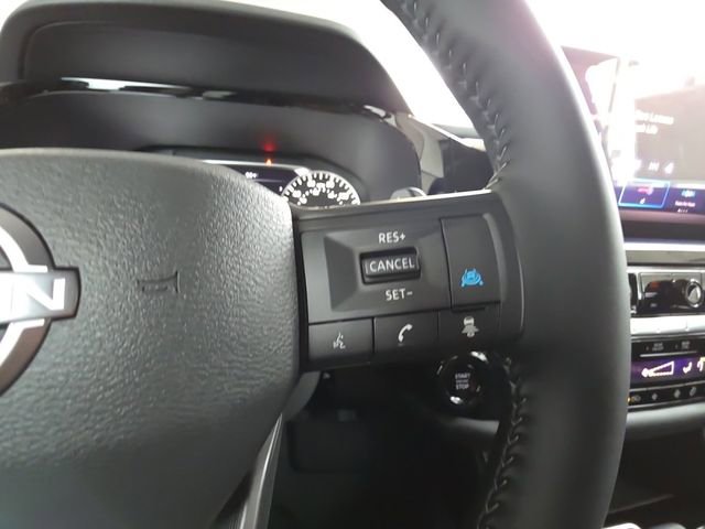 New 2026 Nissan Pathfinder SV image 12