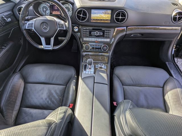Used 2013 Mercedes-Benz SL 550 image 23