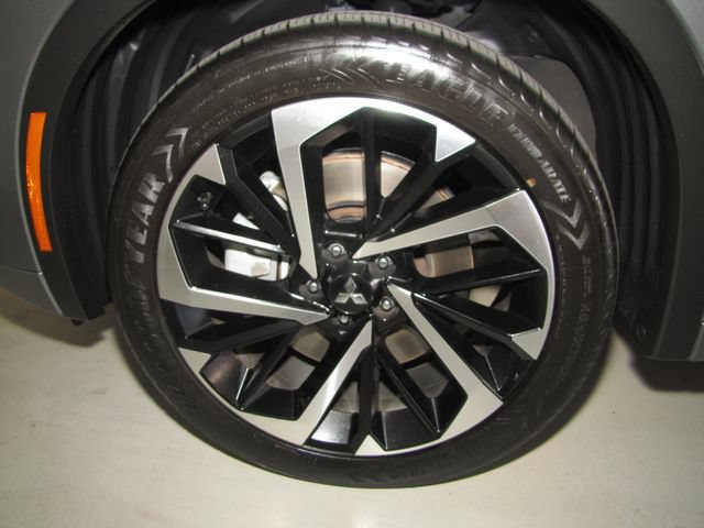 Used 2022 Mitsubishi Outlander SEL AWD/4WD image 27