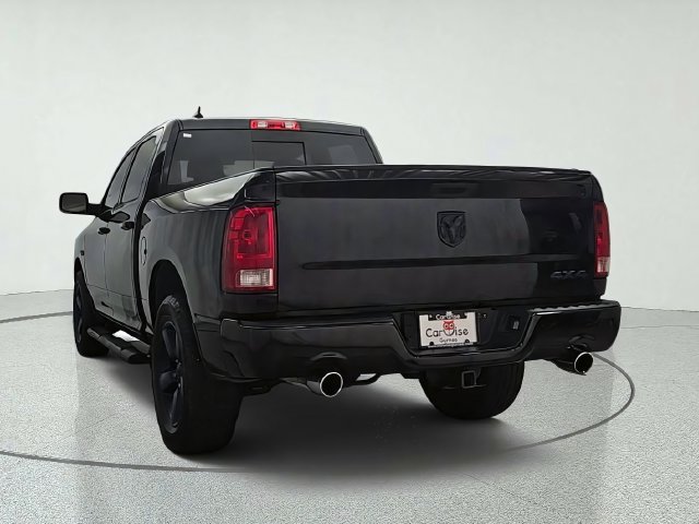 Used 2019 RAM 1500 Classic SLT w/ Black Appearance Group AWD/4WD image 5