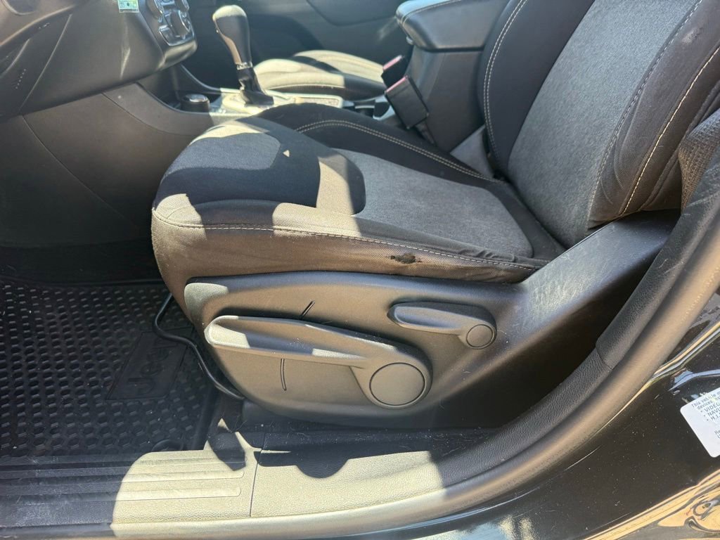 Used 2014 Jeep Cherokee Latitude w/ Cold Weather Group AWD/4WD image 27
