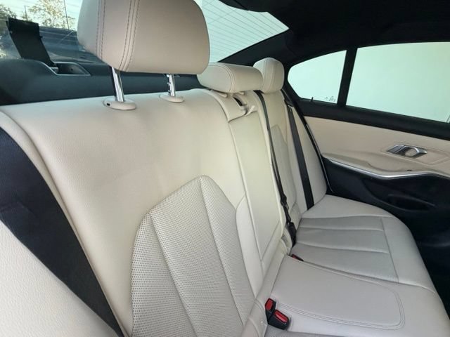 Used 2023 BMW 330i Sedan w/ Driving Assistance Package RWD image 31