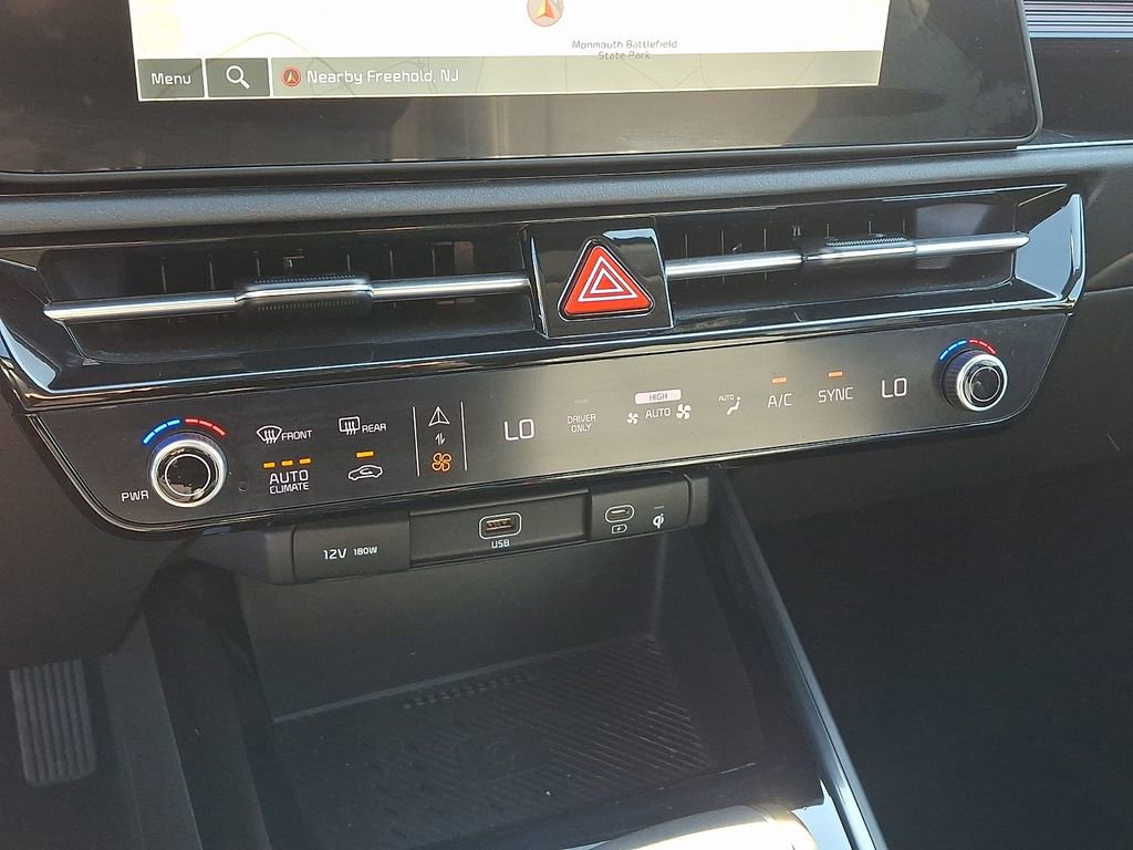 Certified 2023 Kia Niro EX FWD image 16