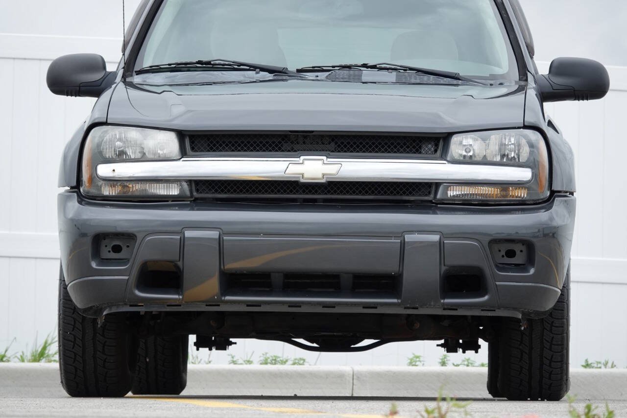 Used 2007 Chevrolet TrailBlazer LS w/ LS Preferred Equipment Group AWD/4WD image 39