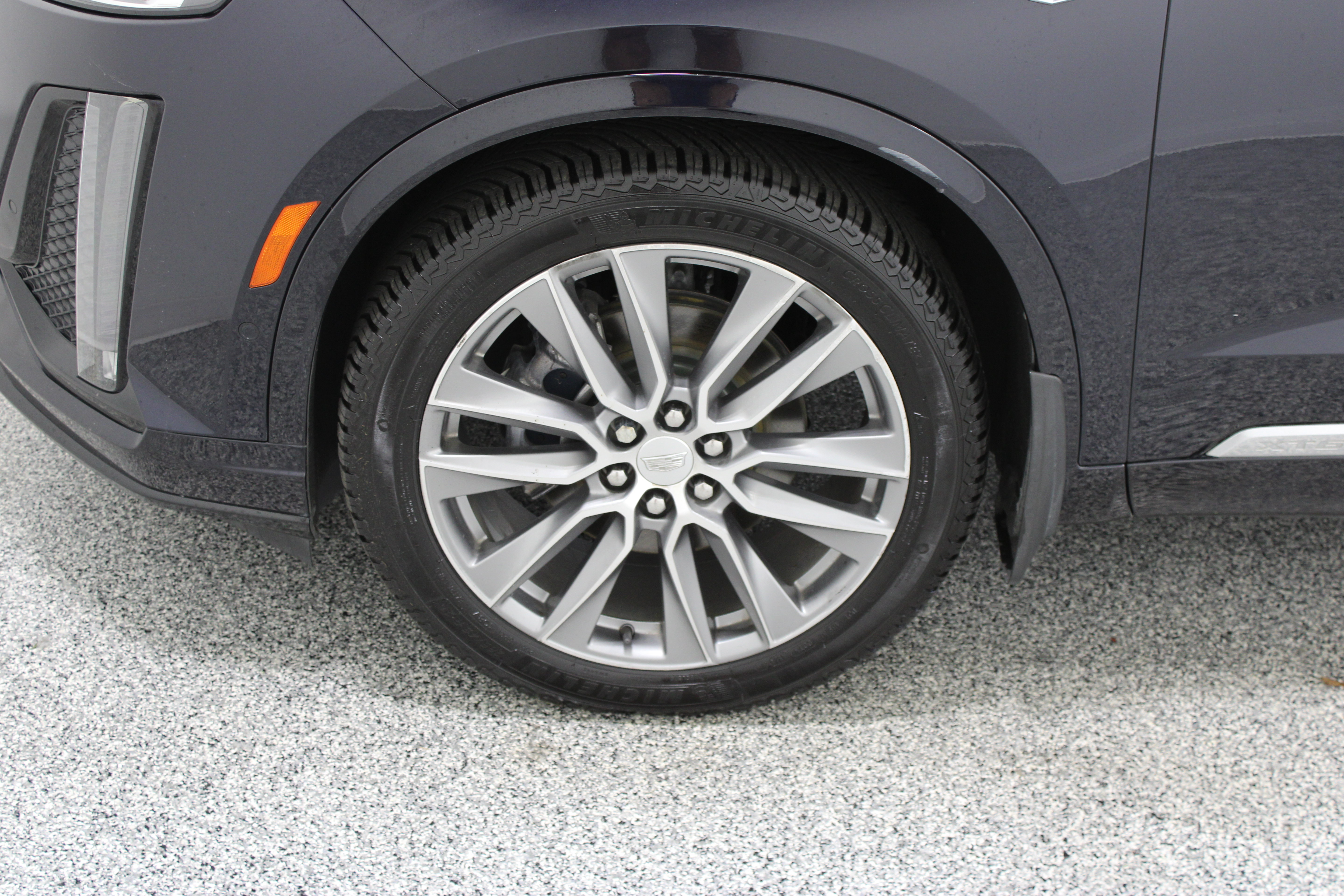 Used 2021 Cadillac XT6 Sport AWD/4WD image 11