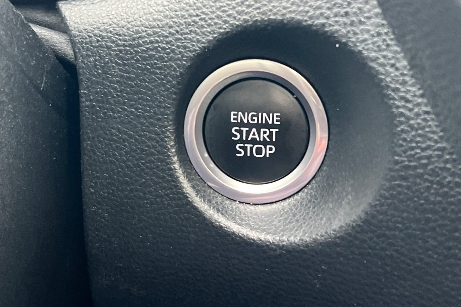 Certified 2023 Toyota Corolla Cross XLE w/ Convenience Package image 19