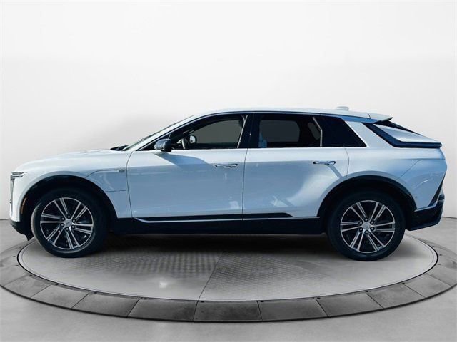 New 2026 Cadillac Lyriq Premium Luxury w/ LPO, Premium Carpet Package image 4