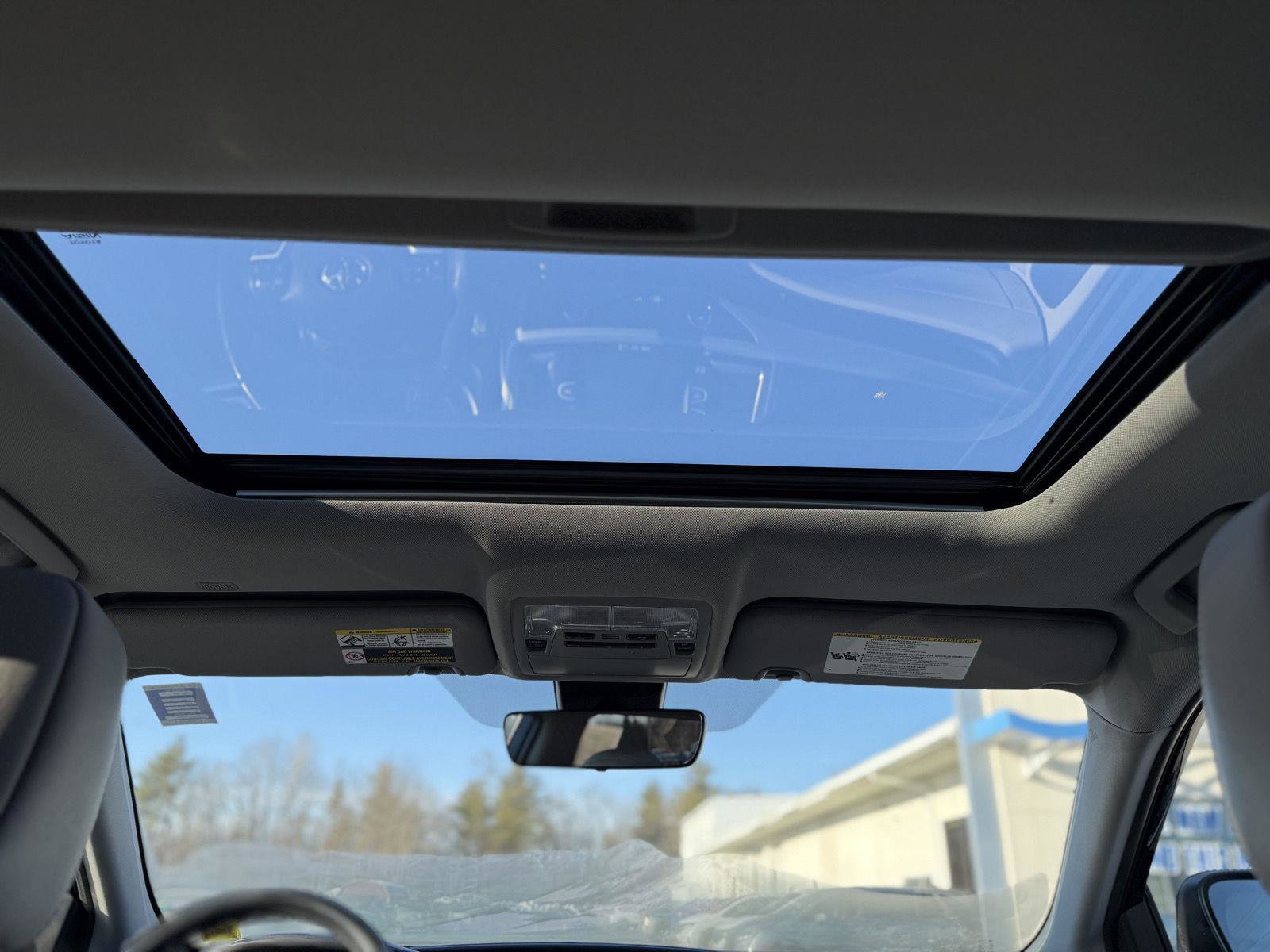 Used 2019 Toyota Highlander XLE image 24