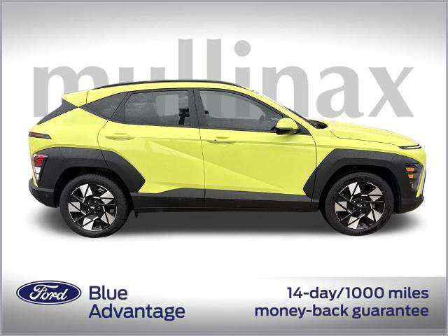 Used 2024 Hyundai Kona SEL image 2