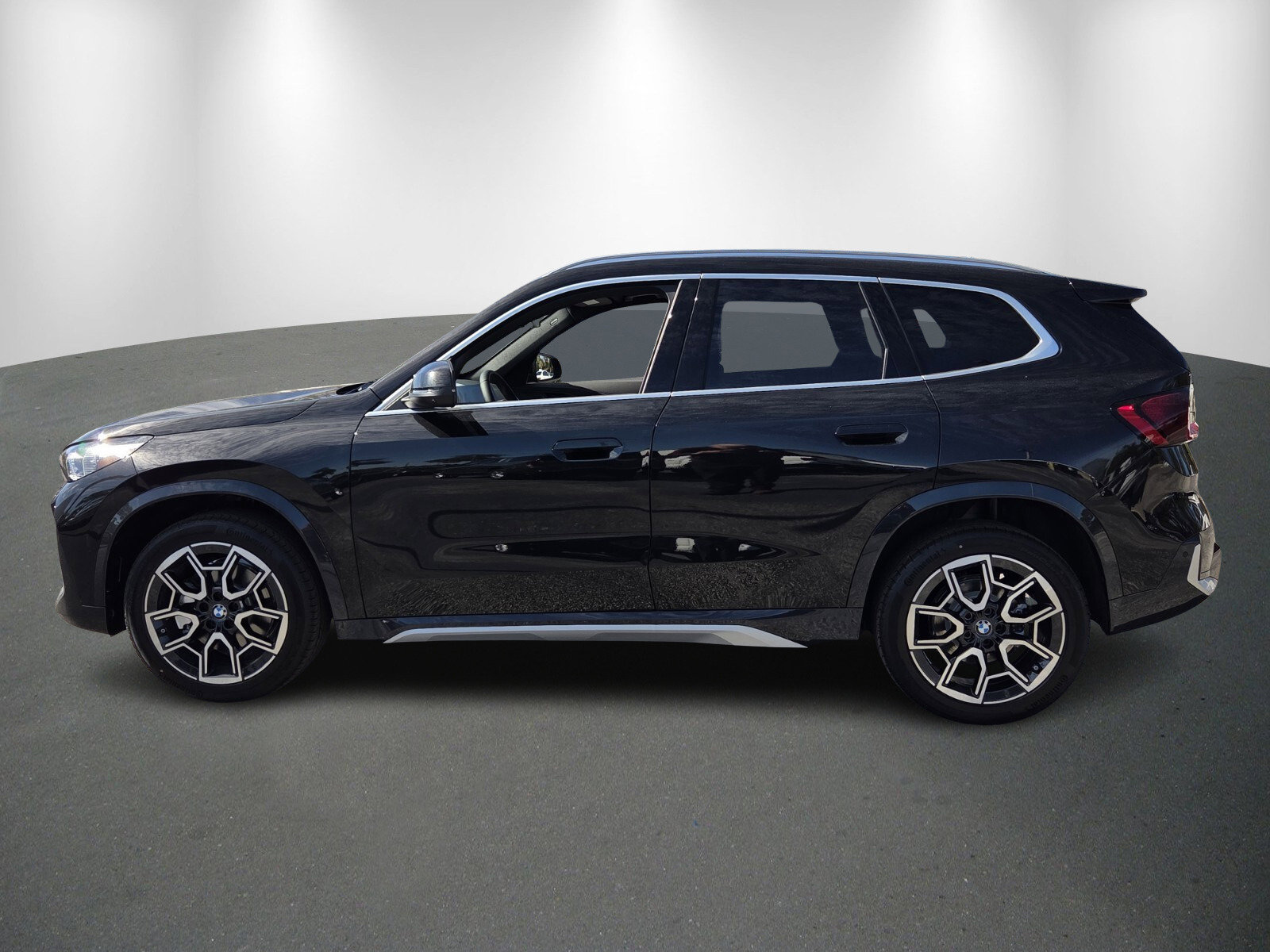 New 2026 BMW X1 xDrive28i w/ Technology Package image 4