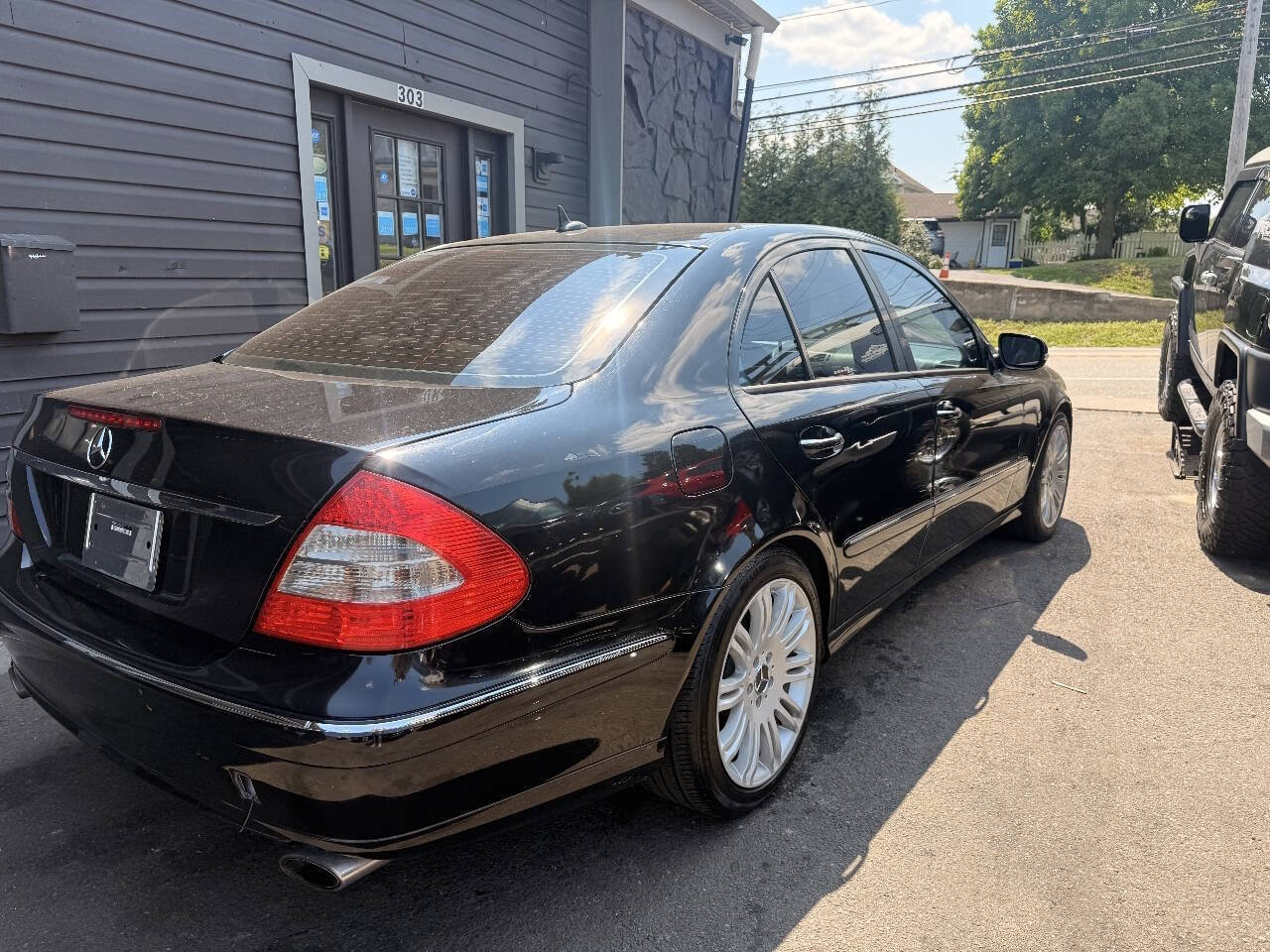 Used 2008 Mercedes-Benz E 350 Sedan image 5
