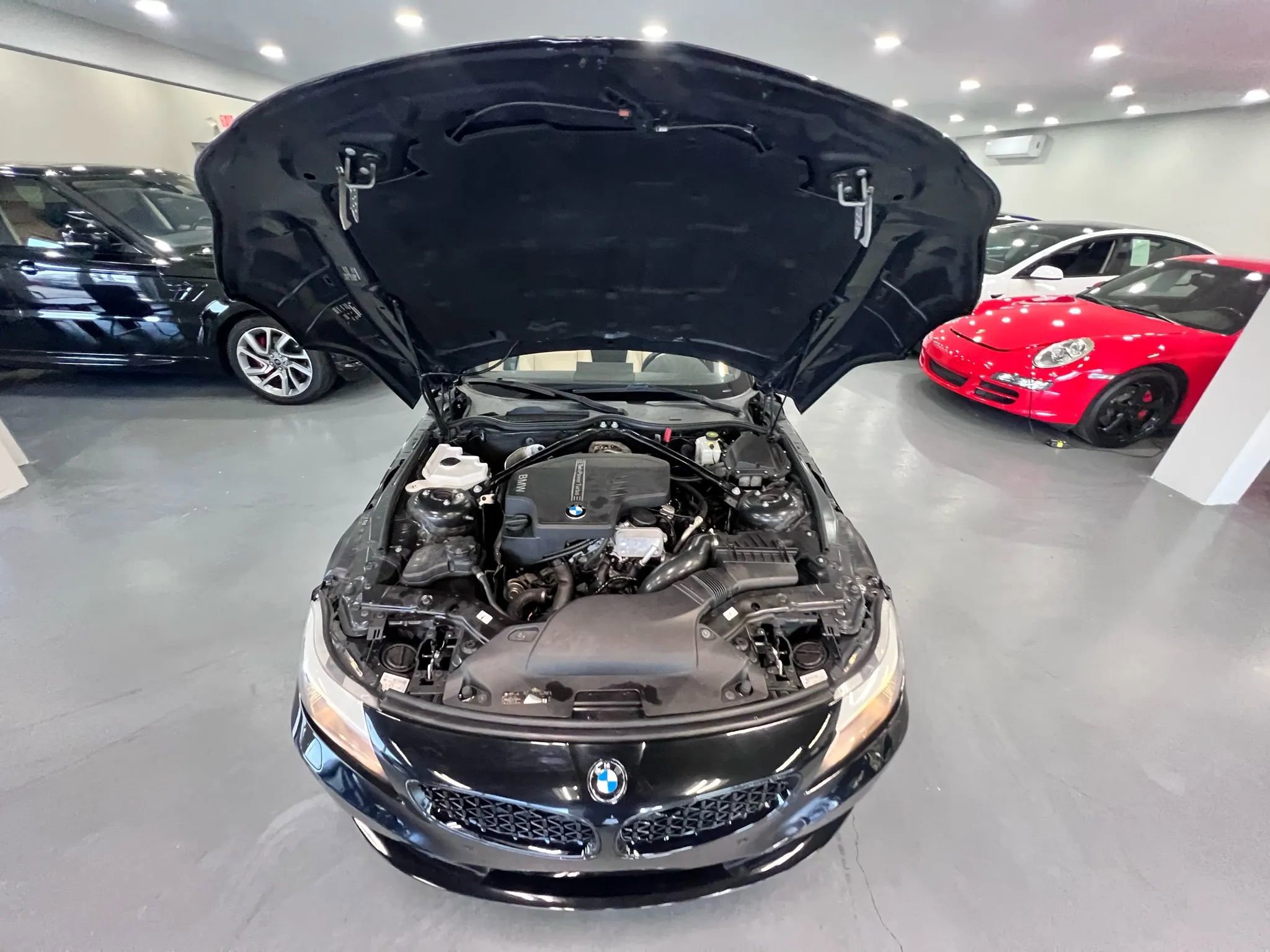Used 2012 BMW Z4 sDrive28i w/ Sport Pkg image 25